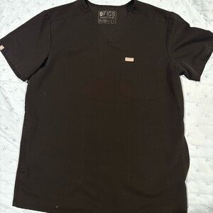 FIGS Men's Dark Scrub Top